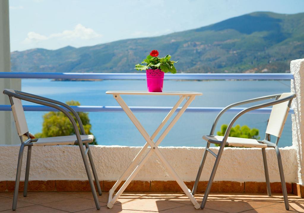 Theodora Rooms Poros Town Exterior photo